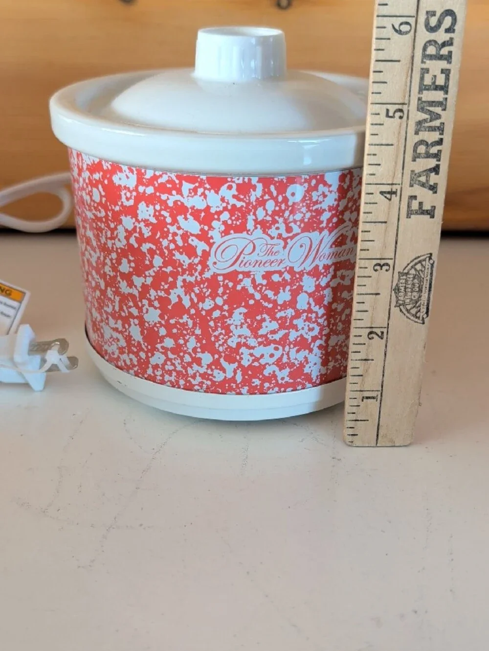 The Pioneer Woman, White Speckle Electric Mini Slow Cooker & Dip Warmer.🌟